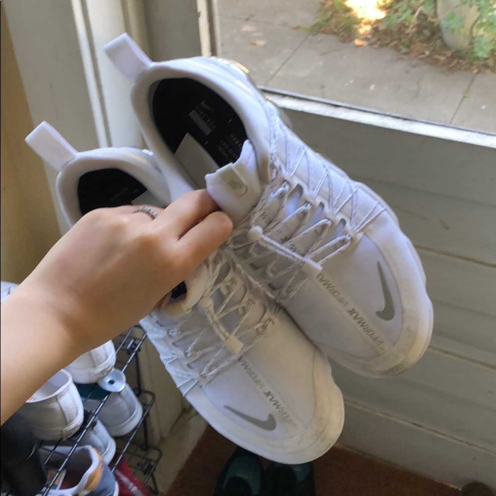 NIKE RUN VAPORMAX Women Sneakers